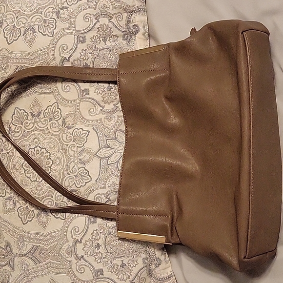 Madison West Purse - Picture 2 of 9